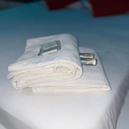 Jeu De Regards - Jacuzzi/Balneo Apartment Courcouronnes Ngoại thất bức ảnh